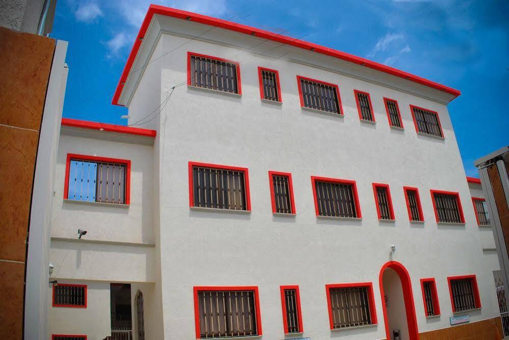 Capital O Hotel Valencia Puebla Luaran gambar